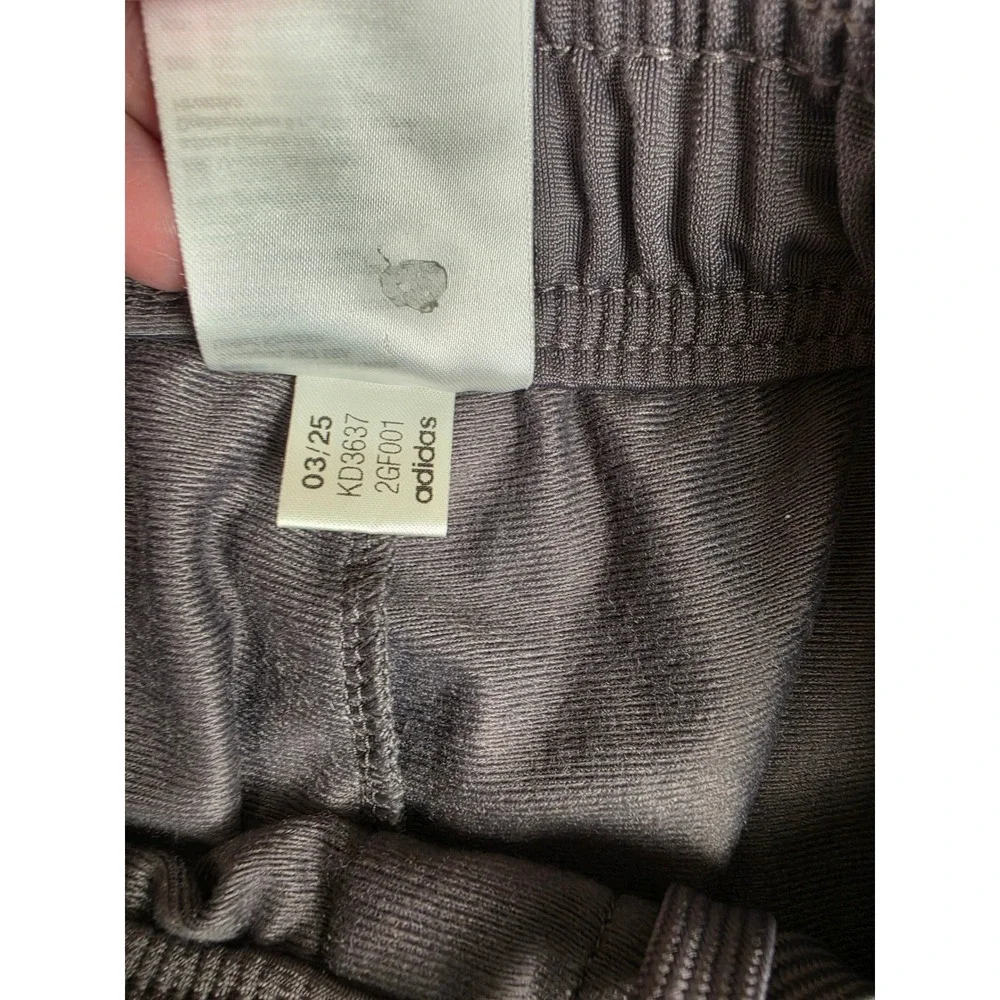 Adidas Track Pants Mens Small Gray Ankle Zip Logo Athletic Joggers KD3637 *Read